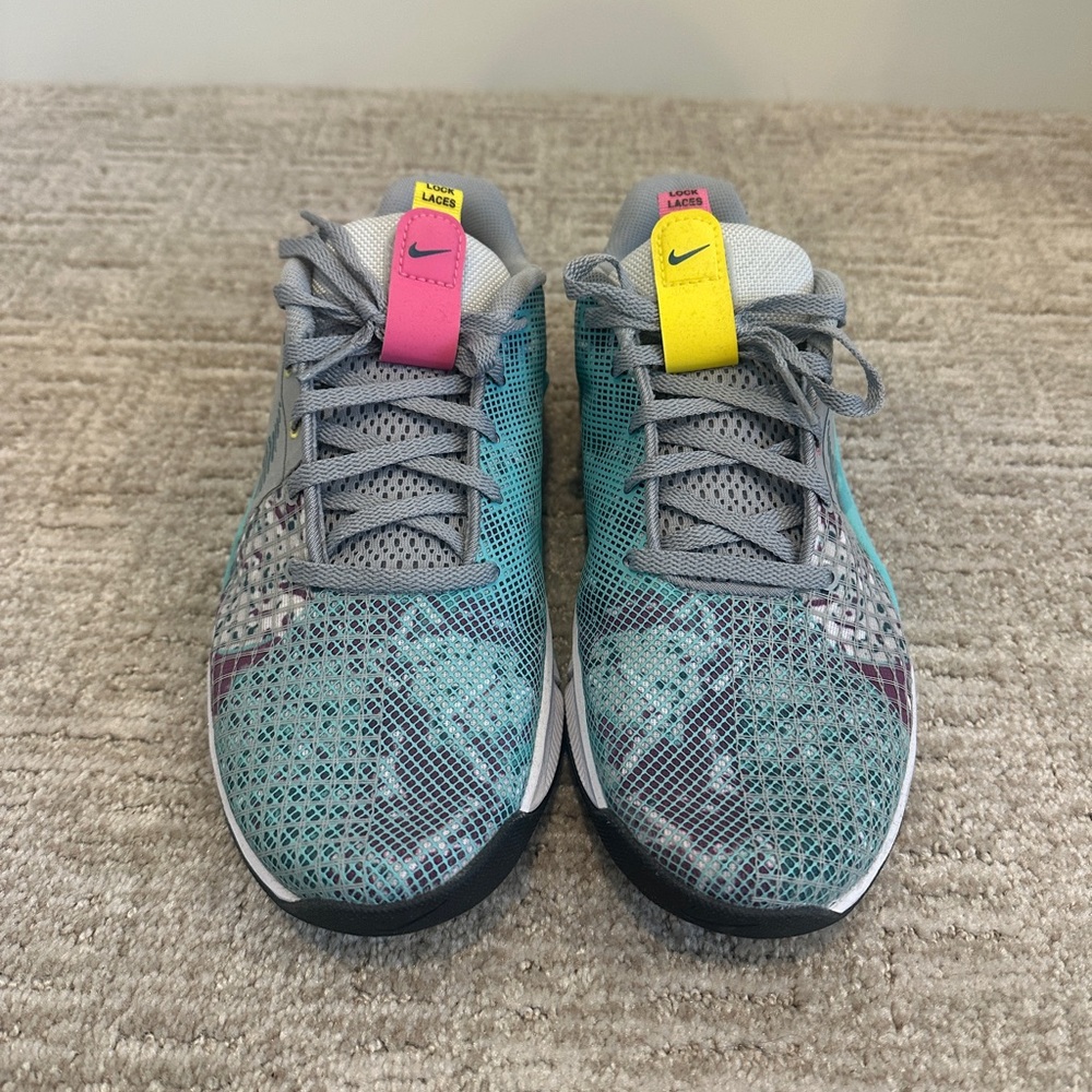 Nike Women's Metcon 8 Training Shoes - Picture 5 of 9